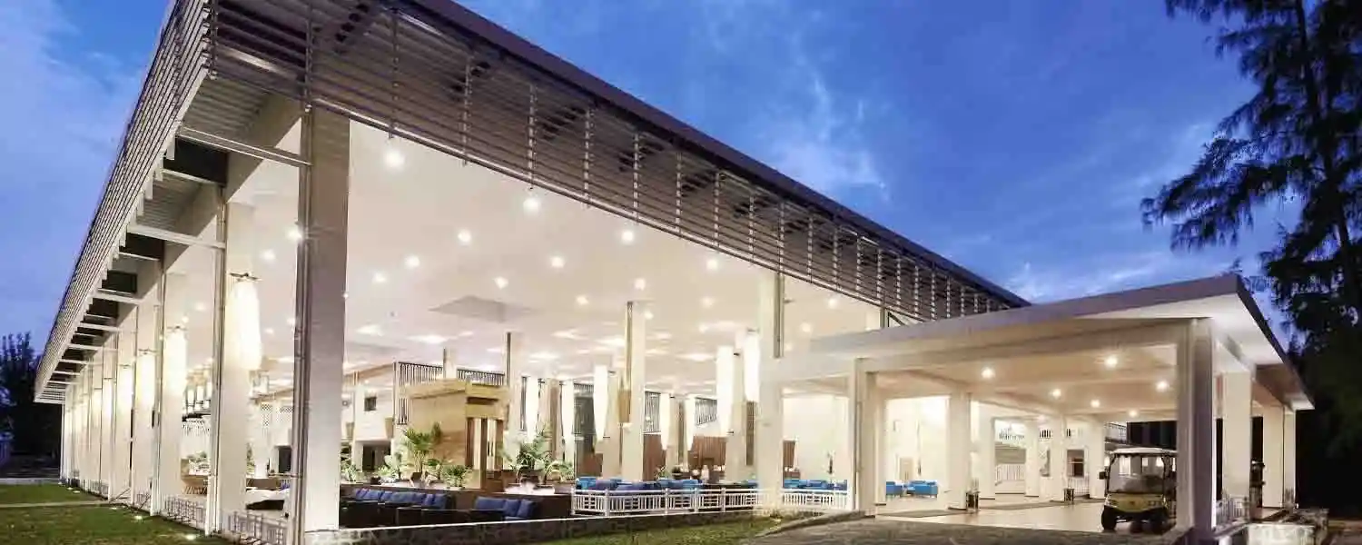 Centara Sandy Beach Resort Danang-1